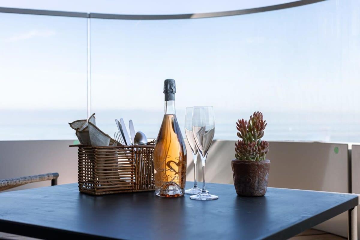 Huswell - Stunning Apartment With Breathtaking Views Oostende Exterior foto